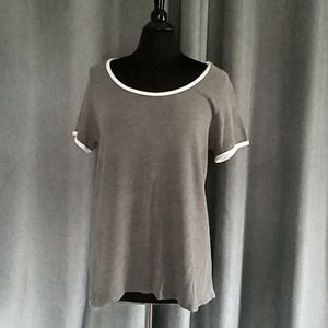 LAST CHANCE! New LuLaRoe Tunic in Gray and White